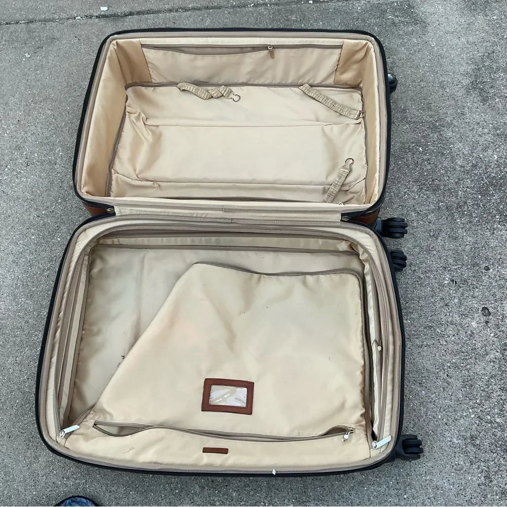 HARTMANN WINGS BELTING MOBILE TRAVELER EXPANDABLE SPINNER 25” Suitcase $1095